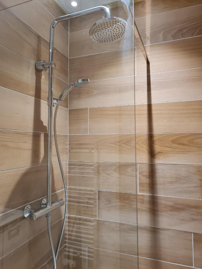 Au Rythme De Concarneau Apartment Luaran gambar